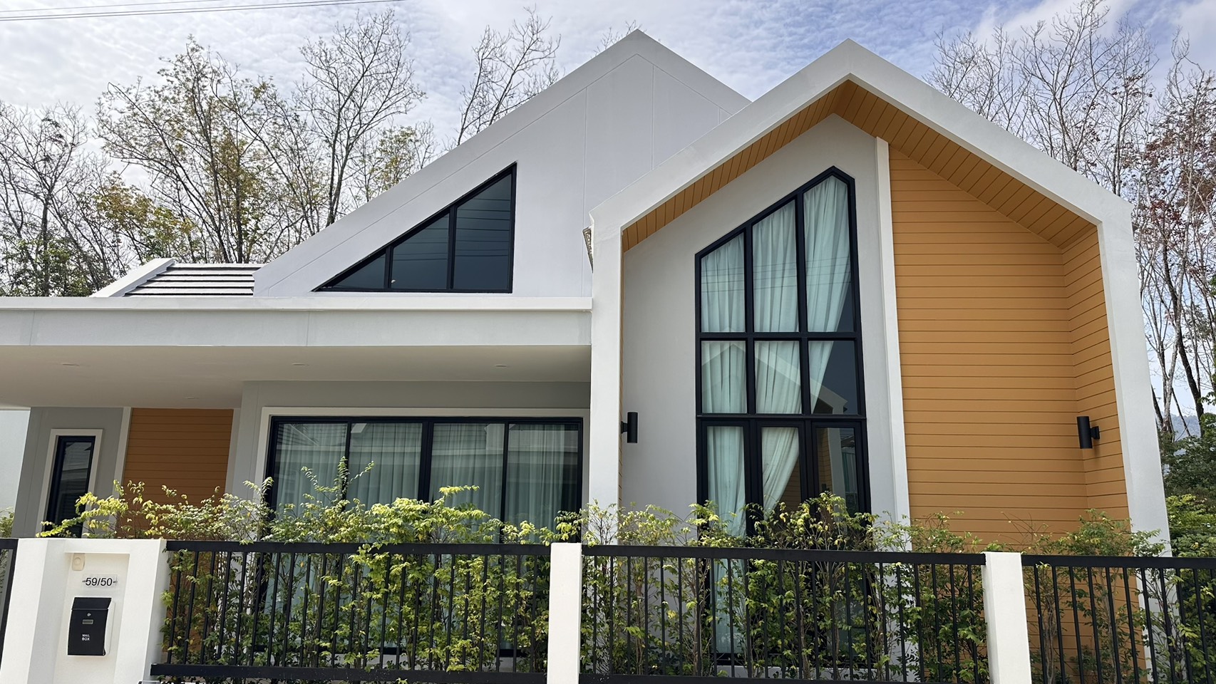 Listing image 1 for Modern House for Rent, Bangjo, Cherngtalay, Phuket, THAILAND